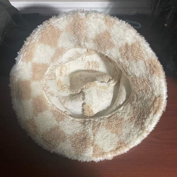 Bucket hat - Picture 4 of 4